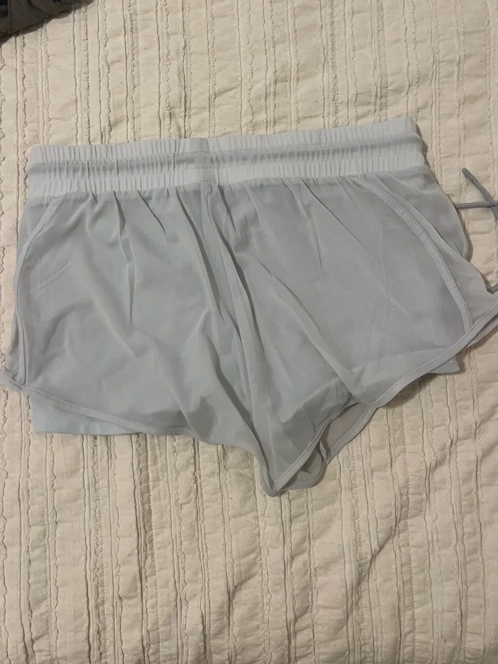 ALO Yoga Light Gray Athletic Running Shorts